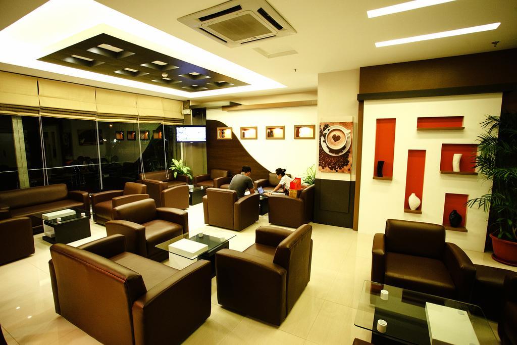 Big 8 Corporate Hotel Tagum Exteriér fotografie
