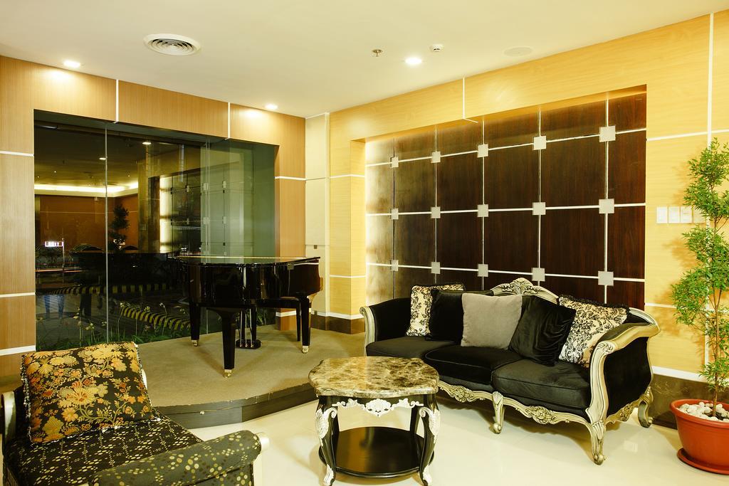 Big 8 Corporate Hotel Tagum Exteriér fotografie