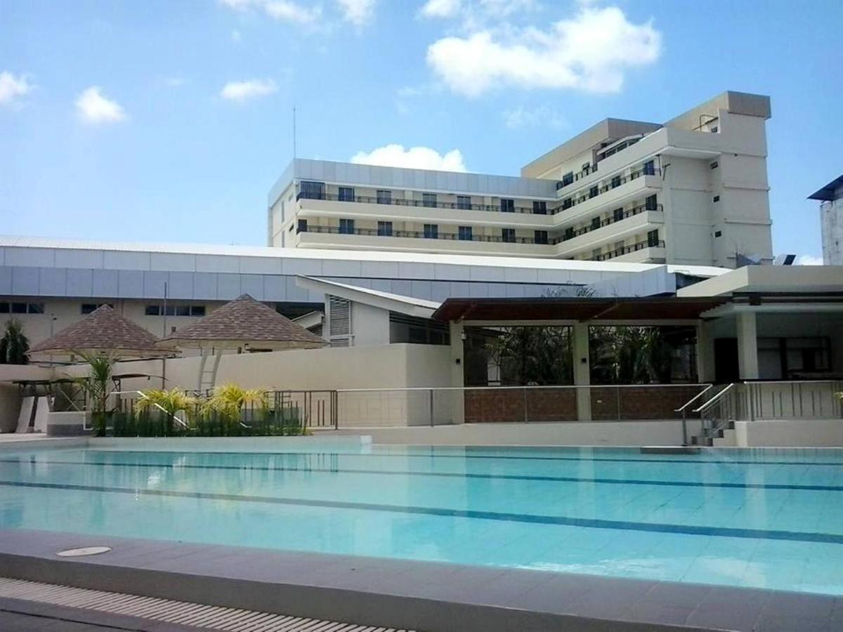 Big 8 Corporate Hotel Tagum Exteriér fotografie